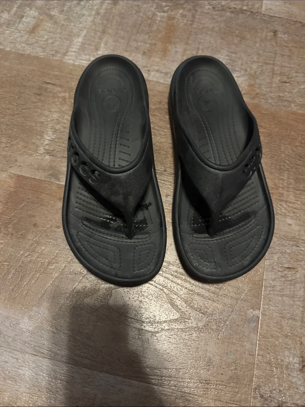 CROCS Unisex Black Foam Flip Flops Size M8 / W10